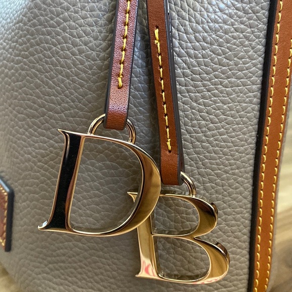 Sold - Picture 2 of 10